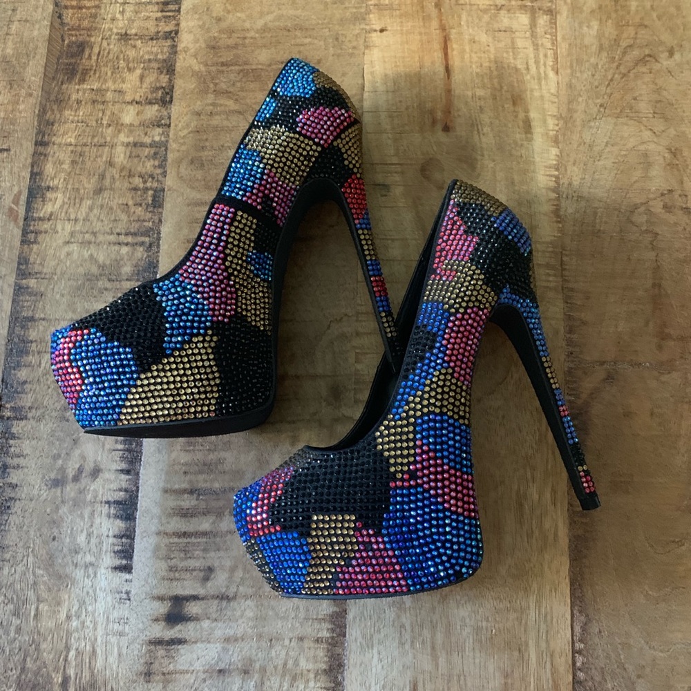 Woman’s Steve Madden Heels Size 8